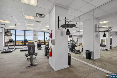 900 Palisade Avenue 3D #3D, Fort Lee, NJ 07024 - Photo 32