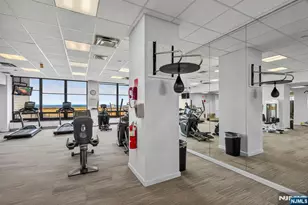 900 Palisade Ave 3D, Fort Lee, NJ 07024 - Photo 32