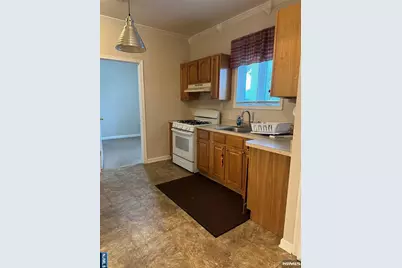 154 Maple Avenue, Wallington, NJ 07057 - Photo 8