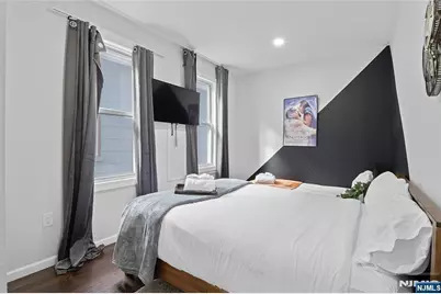 84 3rd Street, Bayonne, NJ 07002 - Photo 18