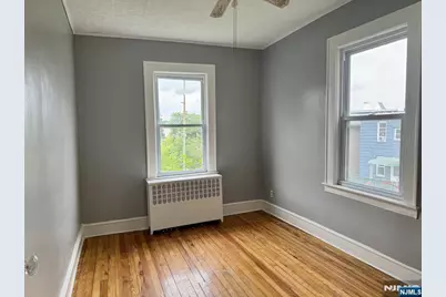 145 Maple Street 1 #1, Kearny, NJ 07032 - Photo 4