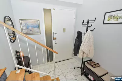 3 Horizon 1002 #1002, Fort Lee, NJ 07024 - Photo 8