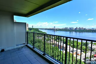 3 Horizon 1002 #1002, Fort Lee, NJ 07024 - Photo 24