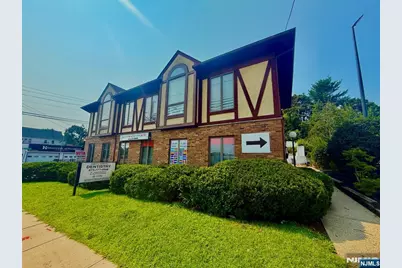 521 Van Houten Avenue 1st Floor #1st floor, Clifton, NJ 07013 - Photo 2