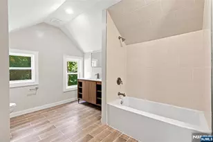 33 Mohawk Ave, Hawthorne, NJ 07506 - Photo 24