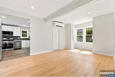 33 Mohawk Avenue, Hawthorne, NJ 07506 - Photo 8