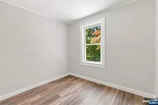 33 Mohawk Ave, Hawthorne, NJ 07506 - Photo 28