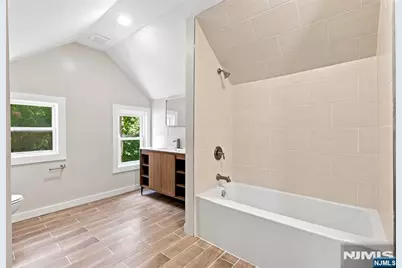33 Mohawk Avenue, Hawthorne, NJ 07506 - Photo 24