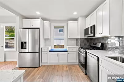 33 Mohawk Avenue, Hawthorne, NJ 07506 - Photo 10