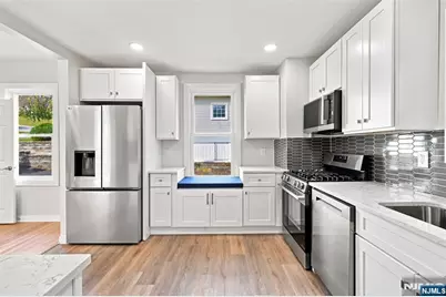 33 Mohawk Avenue, Hawthorne, NJ 07506 - Photo 10