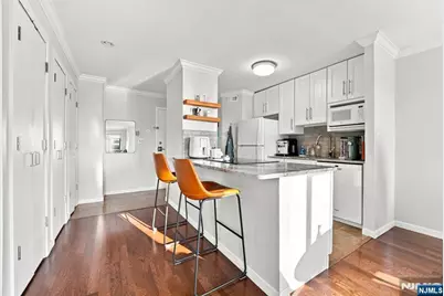 125 Prospect Avenue 18D #18D, Hackensack, NJ 07601 - Photo 8