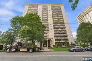 125 Prospect Ave 18D, Hackensack, NJ 07601 - Photo 1
