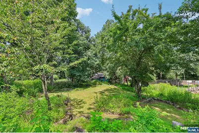 18 Nakomis Path, Lincoln Park, NJ 07035 - Photo 36