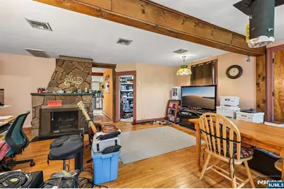 18 Nakomis Path, Lincoln Park, NJ 07035 - Photo 4