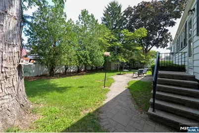 8-51 Henderson Boulevard, Fair Lawn, NJ 07410 - Photo 18
