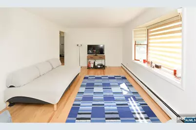 8-51 Henderson Boulevard, Fair Lawn, NJ 07410 - Photo 4