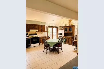 160 Dewey Street, Garfield, NJ 07026 - Photo 8