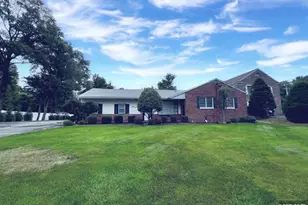393 Crescent Ave L, Wyckoff Township, NJ 07481 - Photo 1