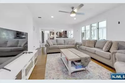 60 Ivy Place, Wayne, NJ 07470 - Photo 14