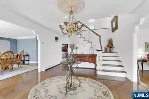 60 Ivy Pl, Wayne, NJ 07470 - Photo 4
