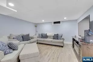 60 Ivy Pl, Wayne, NJ 07470 - Photo 44