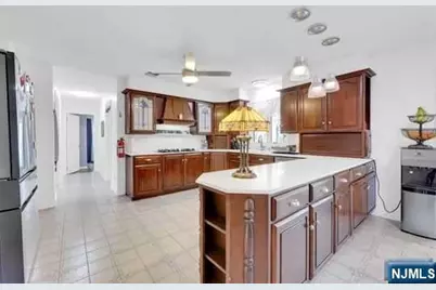 60 Ivy Place, Wayne, NJ 07470 - Photo 16