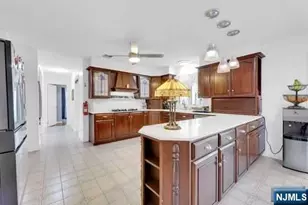 60 Ivy Pl, Wayne, NJ 07470 - Photo 16