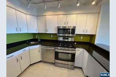 1203 River Road 17G #17G, Edgewater, NJ 07020 - Photo 4