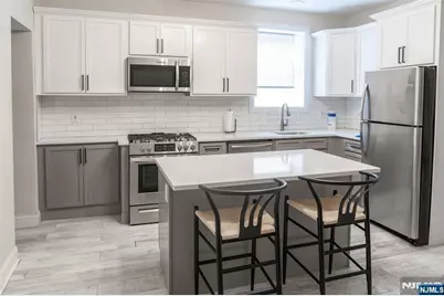 57 Glenridge Avenue 2R #2R, Montclair, NJ 07042 - Photo 4