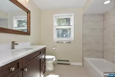 320 Monroe Avenue, Wyckoff Township, NJ 07481 - Photo 20