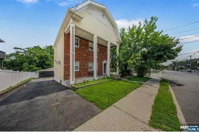 928 Belmont Avenue, Haledon, NJ 07508 - Photo 32