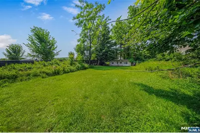 928 Belmont Avenue, Haledon, NJ 07508 - Photo 38