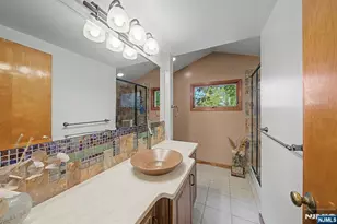 26 Cedar St, Bergenfield, NJ 07621 - Photo 34