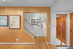 26 Cedar St, Bergenfield, NJ 07621 - Photo 2