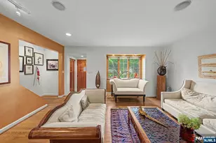 26 Cedar St, Bergenfield, NJ 07621 - Photo 6