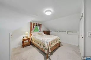 26 Cedar St, Bergenfield, NJ 07621 - Photo 32