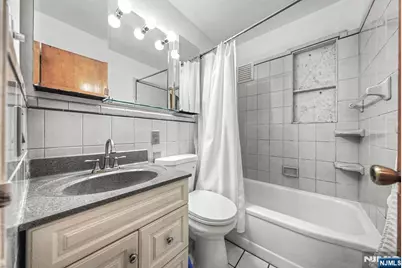 26 Cedar Street, Bergenfield, NJ 07621 - Photo 28