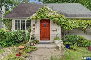 26 Cedar St, Bergenfield, NJ 07621 - Photo 1
