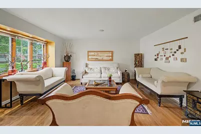 26 Cedar Street, Bergenfield, NJ 07621 - Photo 4