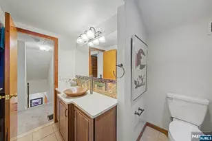 26 Cedar St, Bergenfield, NJ 07621 - Photo 36