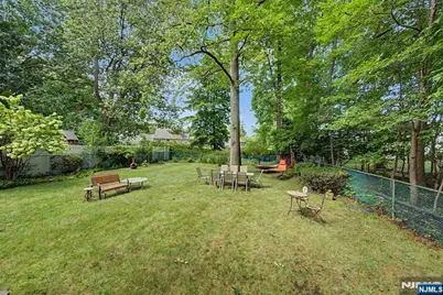 26 Cedar Street, Bergenfield, NJ 07621 - Photo 40
