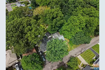 26 Cedar Street, Bergenfield, NJ 07621 - Photo 48