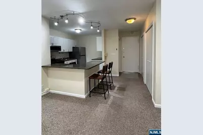 420 Fairview Avenue, Fort Lee, NJ 07024 - Photo 10