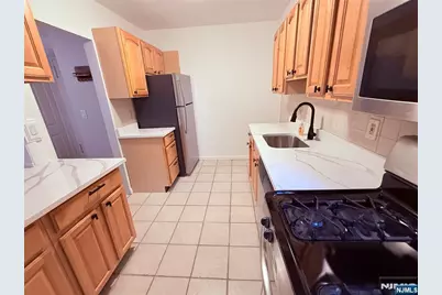 3020 Edwin Avenue 2C #2C, Fort Lee, NJ 07024 - Photo 10