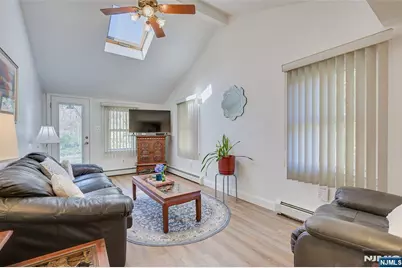 16 Sky Top Road, Lebanon Township, NJ 07865 - Photo 12