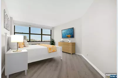 7004 Boulevard East 28C #28C, Guttenberg, NJ 07093 - Photo 18