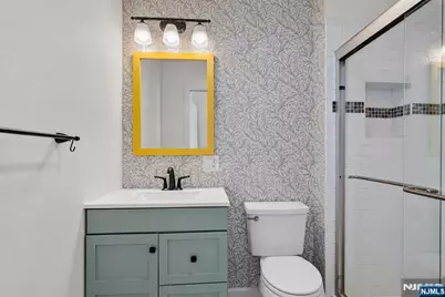 478 Buffalo Court 478 #478, West New York, NJ 07093 - Photo 30