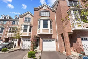 478 Buffalo Ct 478, West New York, NJ 07093 - Photo 2