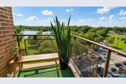 8800 Boulevard East 8M #8M, North Bergen, NJ 07047 - Photo 4