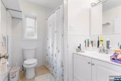 558 Broad Avenue, Leonia, NJ 07605 - Photo 8